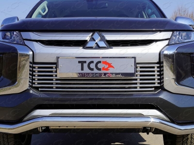 Решётка радиатора нижняя 16 мм ТСС для Mitsubishi L200 2019-2021